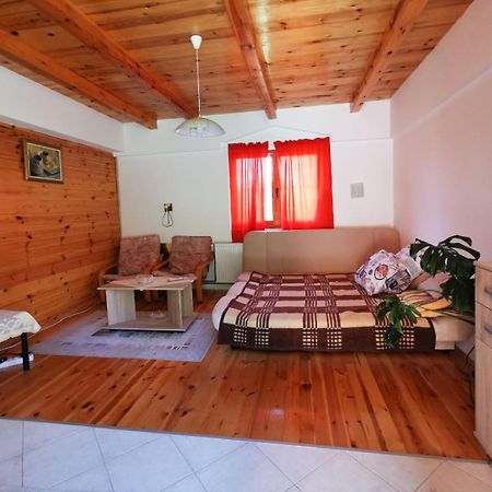 Apartmani Beslic Kremna ภายนอก รูปภาพ